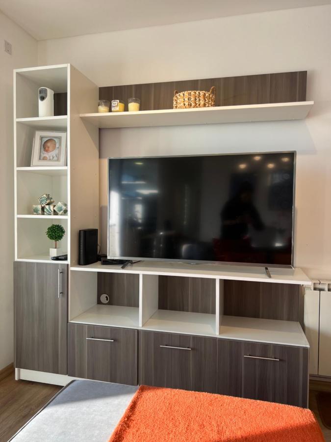 Paramont Apartment